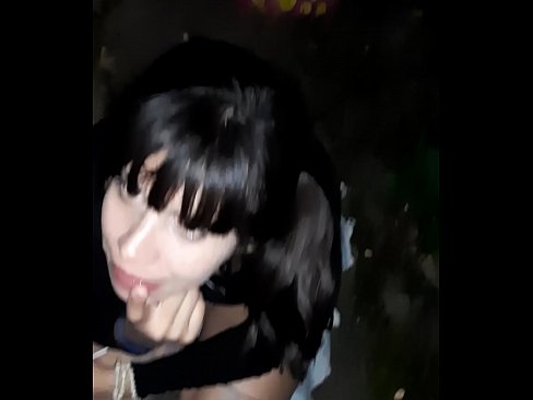 ❤️ 在街上膨胀的阴茎,以换取糖果 ❤️❌ Sex video